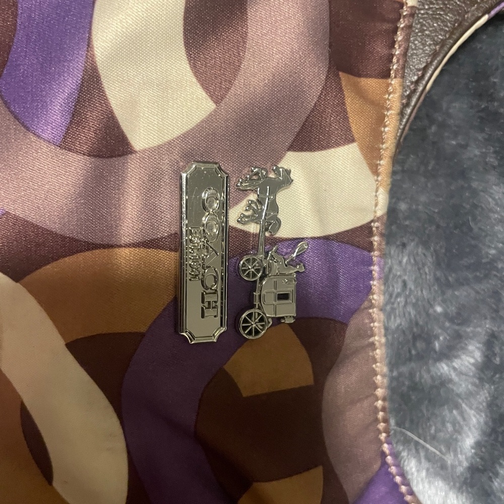 Coach Bag - Picture 2 of 7